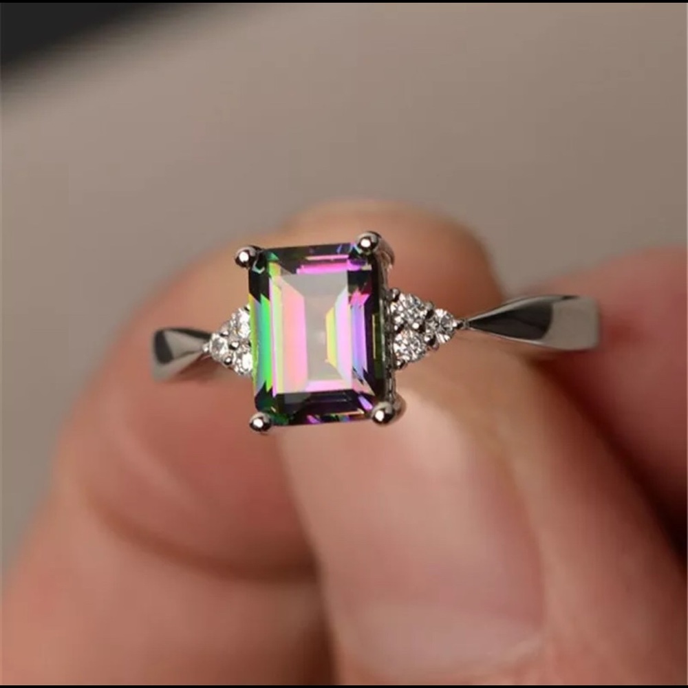 Faux Topaz Silvered Ring Size 10 - Picture 1 of 4